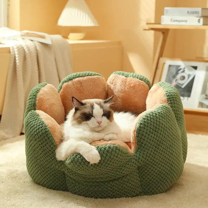 Luxury Cactus Petal Pet Nest: the Epitome of Comfort & Style